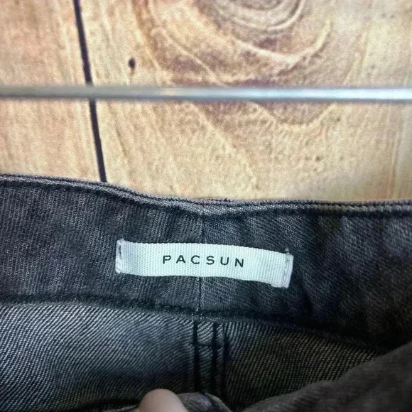 *PacSun Black Mom Short Size 26 - Picture 3 of 5